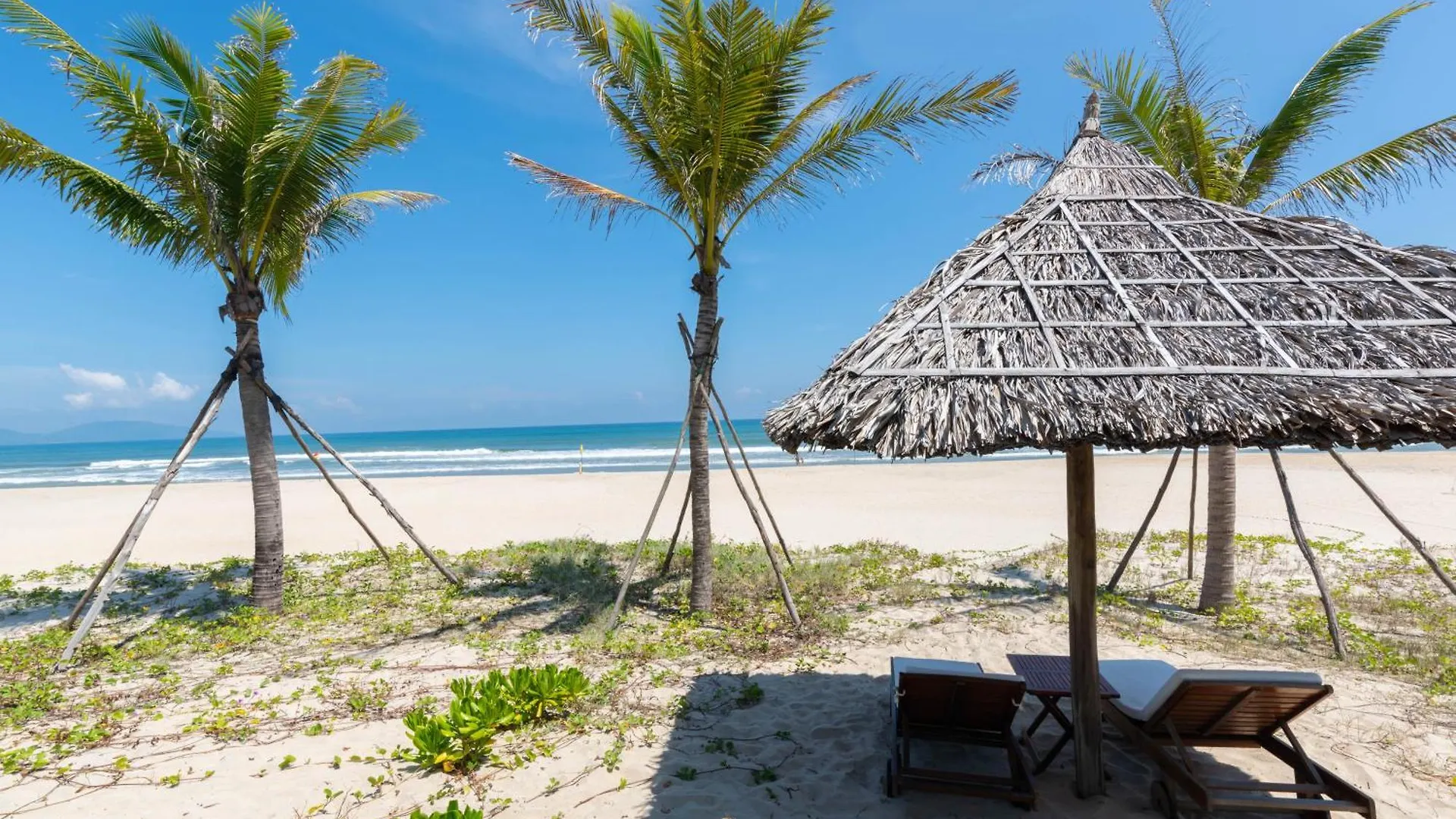 Airy 3 Bedroom In The Ocean Villas Da Nang