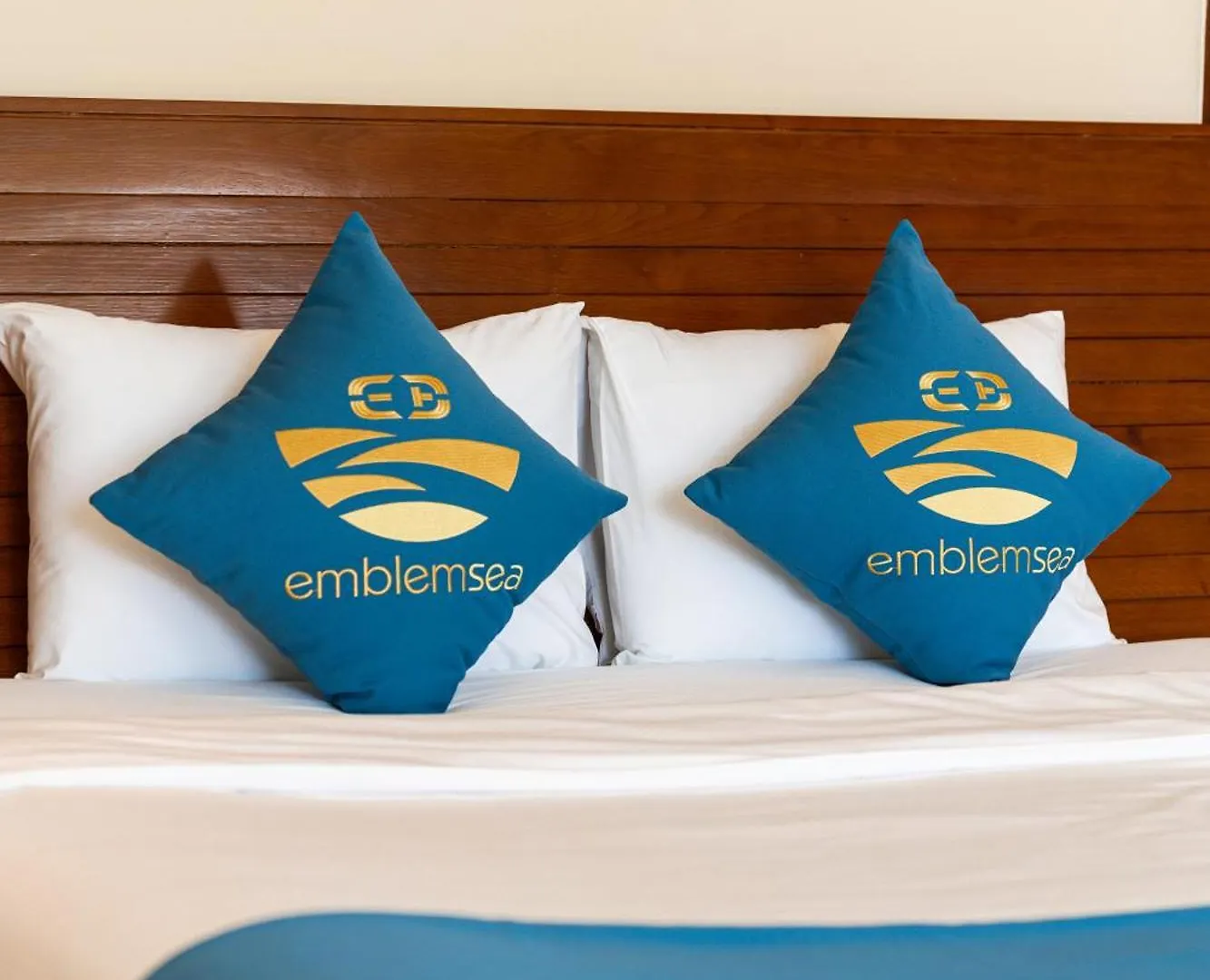 Airy 3 Bedroom In The Ocean Villas Da Nang