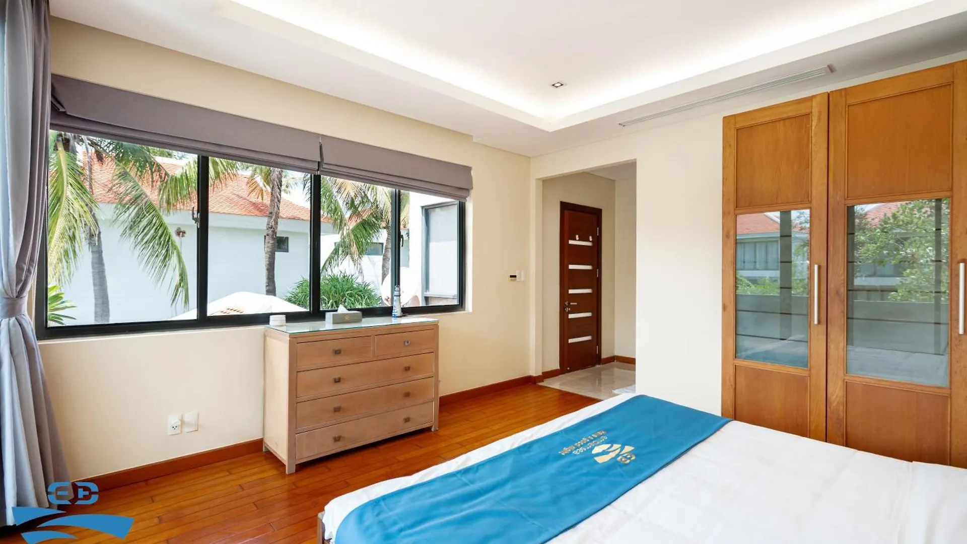 Airy 3 Bedroom In The Ocean Villas Da Nang Vietnam