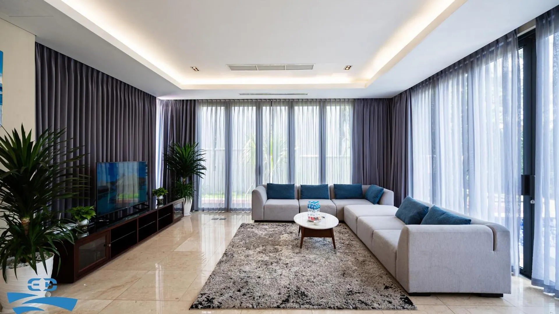 Airy 3 Bedroom In The Ocean Villas Da Nang Vietnam