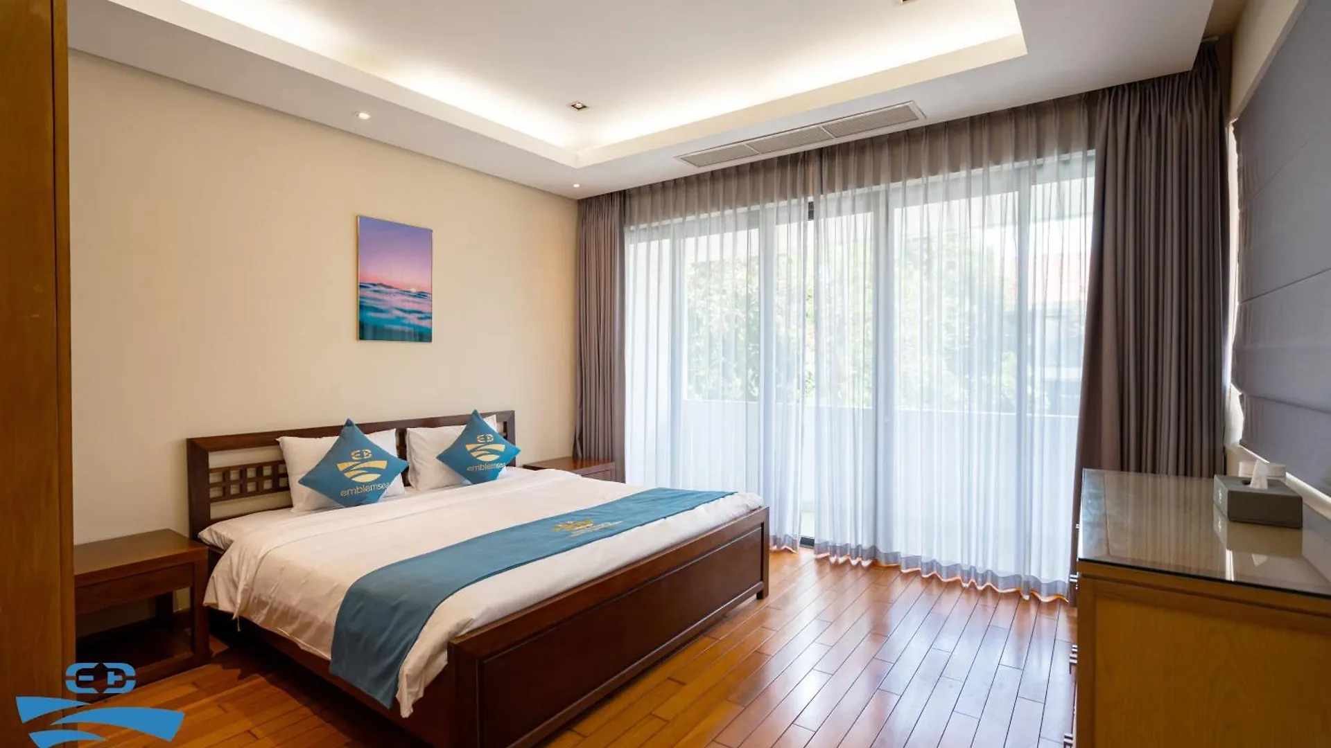 Airy 3 Bedroom In The Ocean Villas Da Nang
