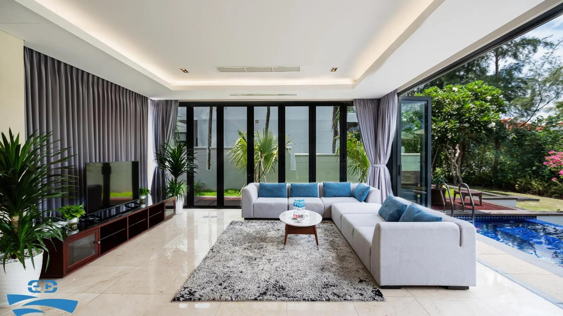 Airy 3 Bedroom In The Ocean Villas Da Nang Vietnam